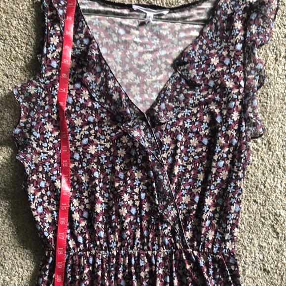 Floral Romper - Picture 3 of 6